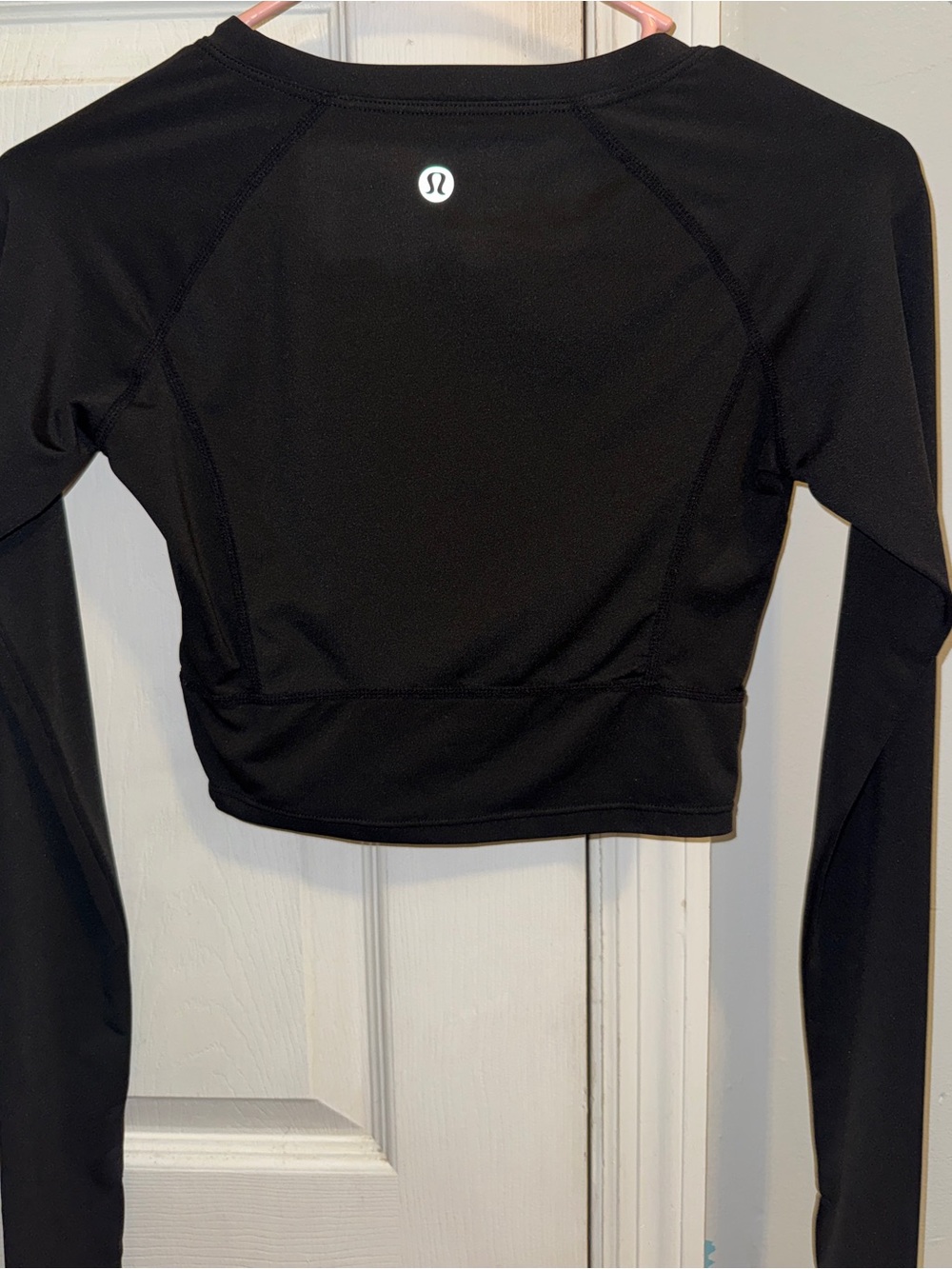 lululemon Women's Black Long-Sleeve Crop Top Medium